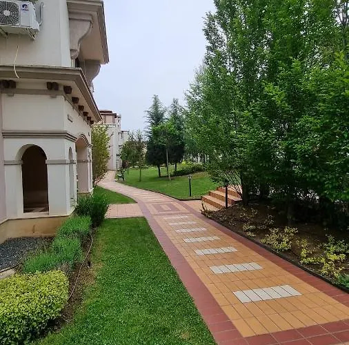 Life Resort- фемили 2 * Sozopol