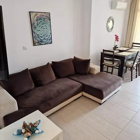 Life Resort- фемили 2 * سوزوبول